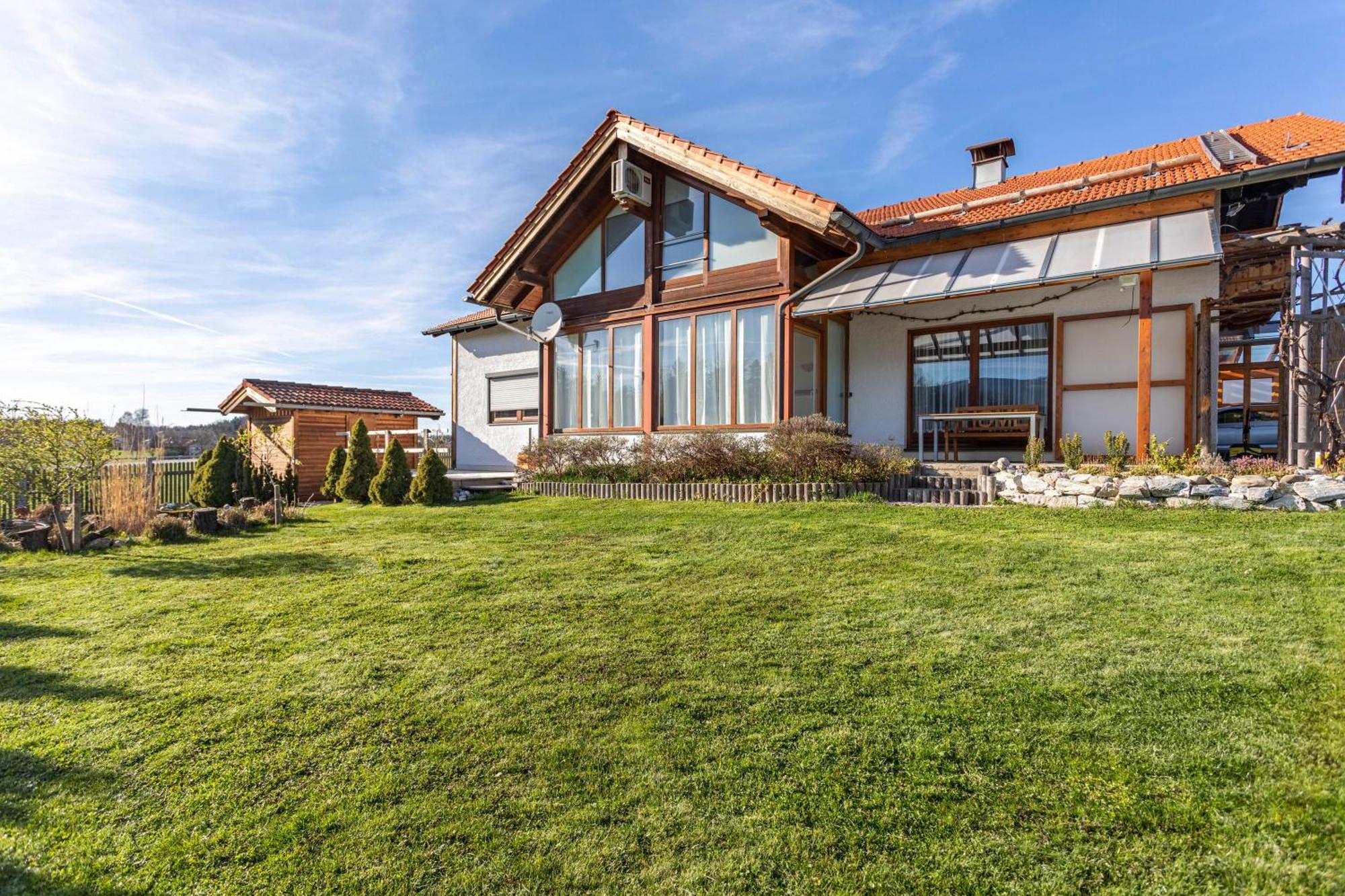 Haus Kali Appartement Teisendorf Buitenkant foto